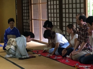 Serving during sencha-do